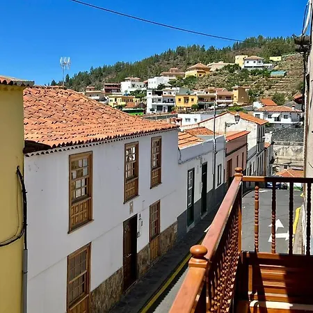 Apartment Lovely Spacious In The Center -