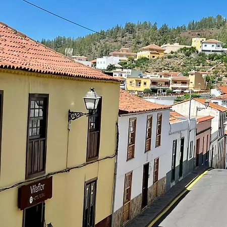 Apartament Lovely Spacious In The Center -